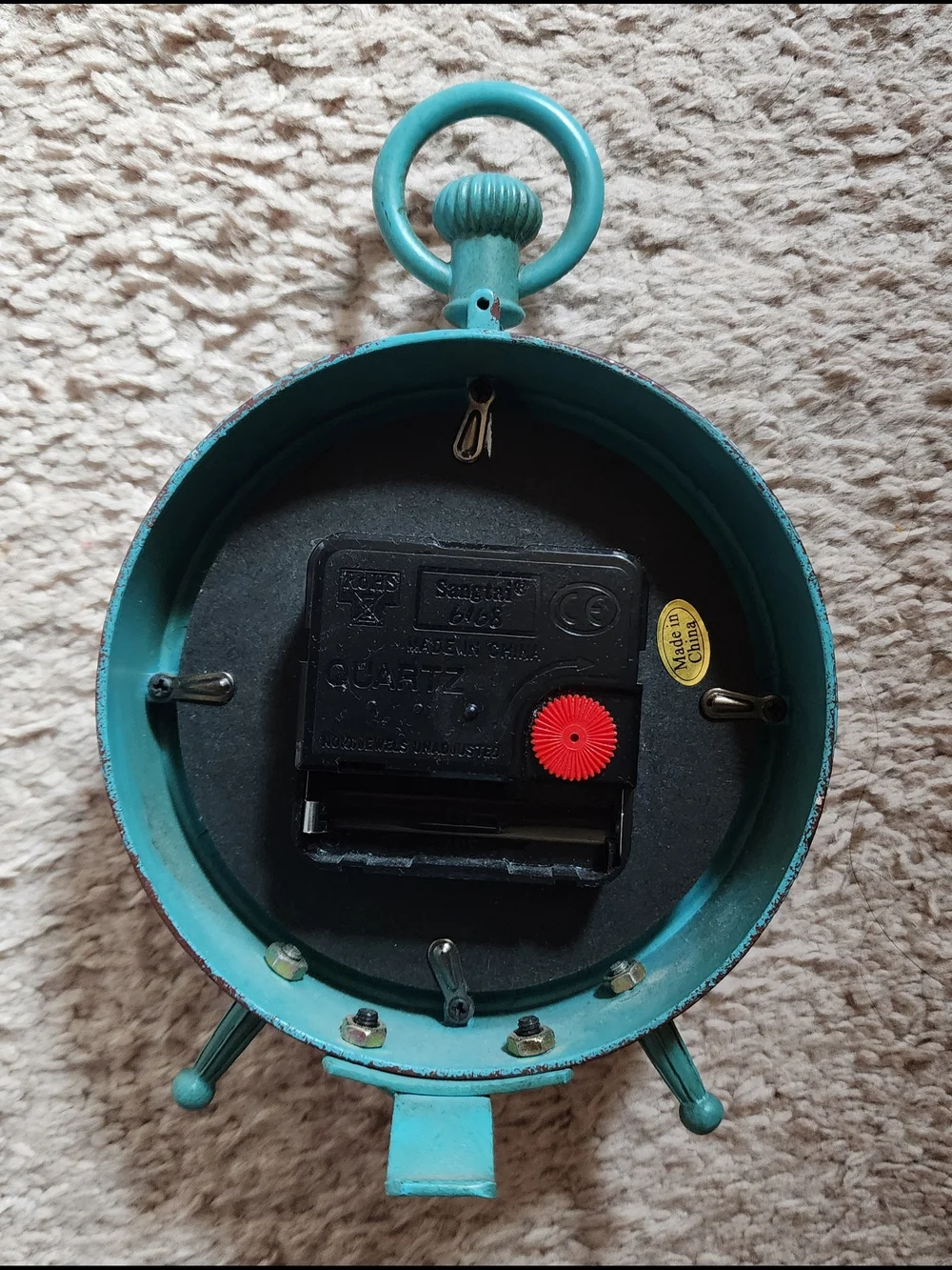 Turquoise Vintage-Style Table Clock